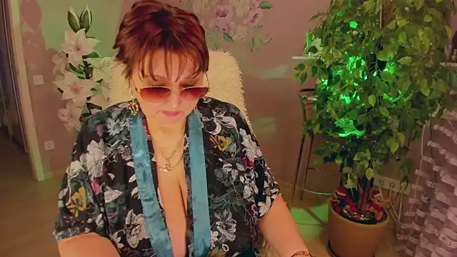 rebekkacharm online show from 09-27-25, 05:18