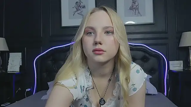 Sky Cutie online show from 03-03-26, 04:40