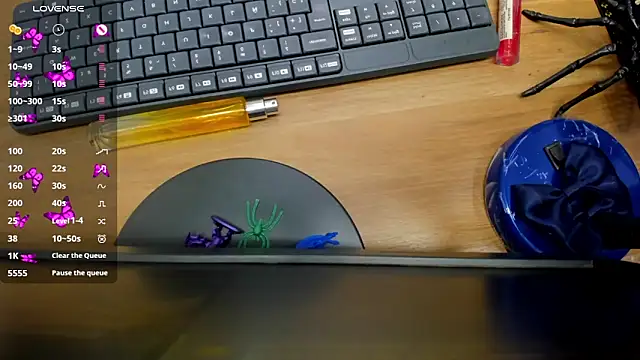 venus cortez online show from 10-21-25, 05:46