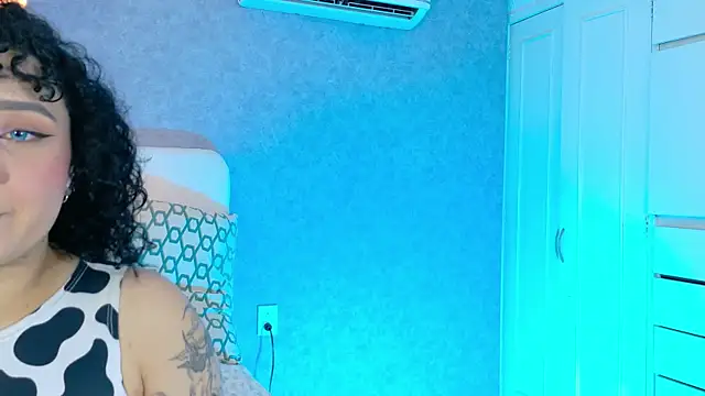 Tracielowe w online show from 10-08-25, 03:26