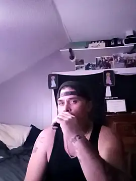 Snapshot of crazyeyes666707 chatting on 12-23-25, 09:07 crazyeyes666707 online show from 12-23-25, 09:07