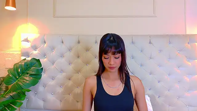 Snapshot of CathMellow chatting on 12-03-25, 08:29 CathMellow online show from 12-03-25, 08:29