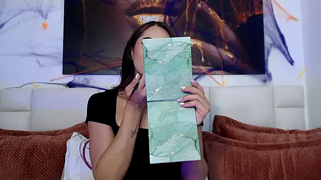 NicoletBlossom online show from 10-29-25, 12:07