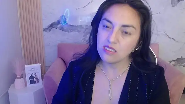 Snapshot of tamara_ch1 chatting on 11-19-25, 03:39 tamara ch1 online show from 11-19-25, 03:39