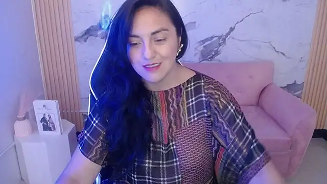 Snapshot of tamara_ch1 chatting on 11-26-25, 03:40 tamara ch1 online show from 11-26-25, 03:40