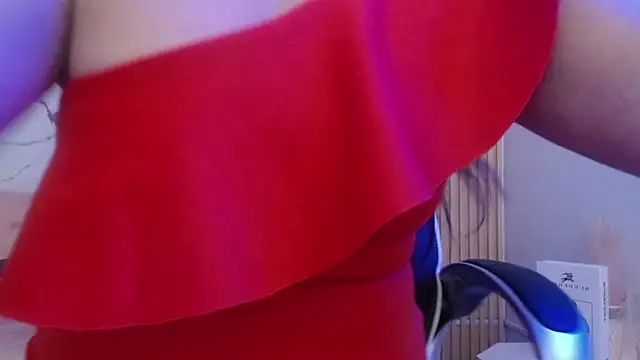 Snapshot of tamara_ch1 chatting on 12-05-25, 03:26 tamara ch1 online show from 12-05-25, 03:26