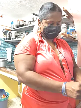 bakyasree143 online show from 10-07-25, 02:42