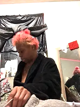 Tishrella6 online show from 12-21-25, 04:19