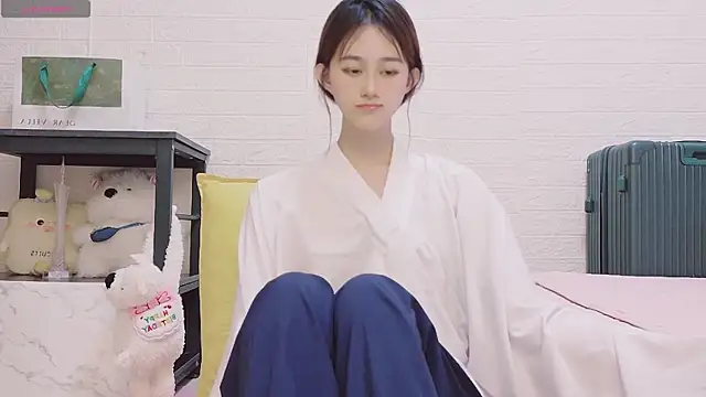 Snapshot of marina-cutegirll chatting on 10-02-25, 12:01 marina-cutegirll online show from 10-02-25, 12:01