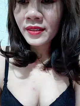 Snapshot of Singlemom69x chatting on 05-23-26, 01:11 Singlemom69x online show from 05-23-26, 01:11