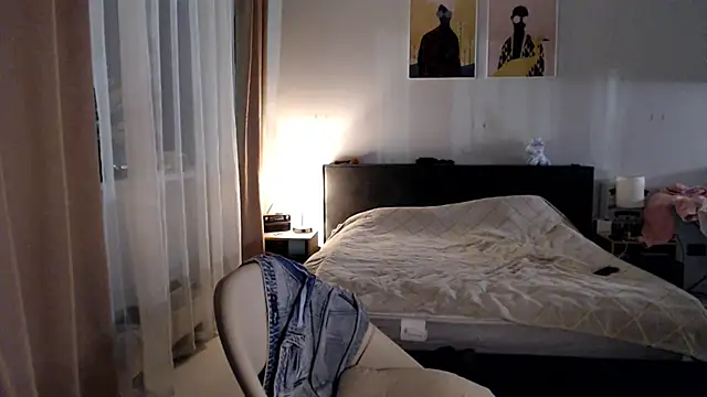 VivianCoke online show from 03-11-26, 05:08