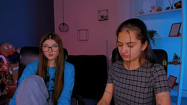 Snapshot of talia_seduce chatting on 01-12-26, 01:49 talia seduce online show from 01-12-26, 01:49