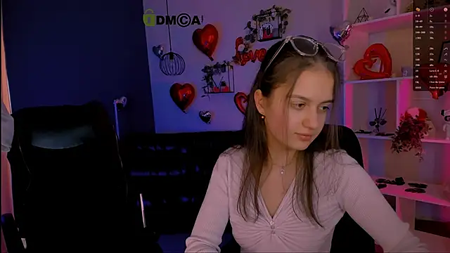 Snapshot of talia_seduce chatting on 02-25-26, 09:13 talia seduce online show from 02-25-26, 09:13