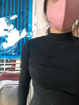 Snapshot of Clara8899 chatting on 10-27-25, 01:09 Clara8899 online show from 10-27-25, 01:09