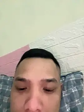 letruong6879 online show from 09-22-25, 11:34