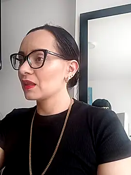 sarita star online show from 10-15-25, 04:51