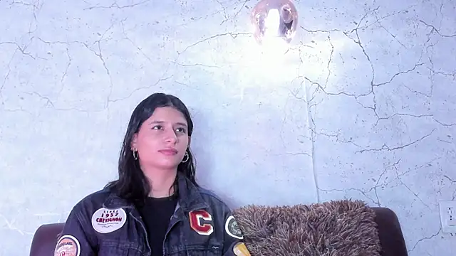 Georgina Ferri  online show from 10-18-25, 05:14