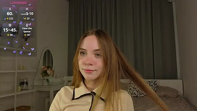 Snapshot of CarollSmithh chatting on 09-22-25, 08:44 CarollSmithh online show from 09-22-25, 08:44