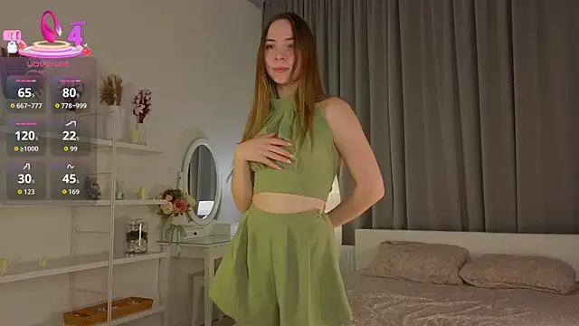 Snapshot of CarollSmithh chatting on 10-10-25, 09:03 CarollSmithh online show from 10-10-25, 09:03