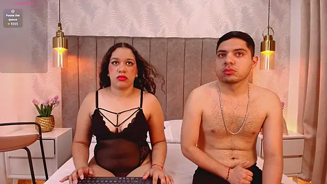 Snapshot of Victoria_606 chatting on 10-24-25, 12:12 Victoria 606 online show from 10-24-25, 12:12