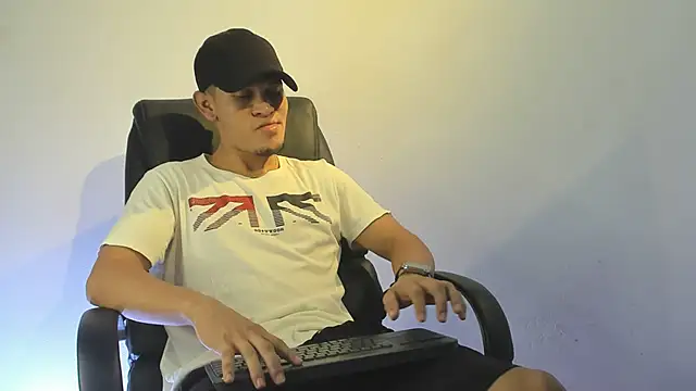 Manuel FPG online show from 09-13-25, 07:57