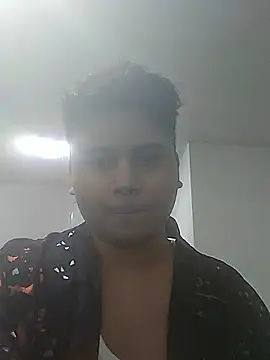 Snapshot of kiu036 chatting on 01-11-26, 07:41 kiu036 online show from 01-11-26, 07:41