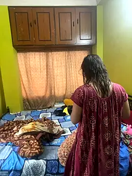 goodvibesonly44445 online show from 10-10-25, 08:13