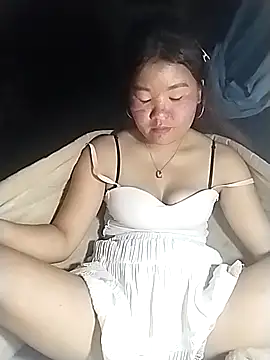 lylylove online show from 04-03-26, 01:42