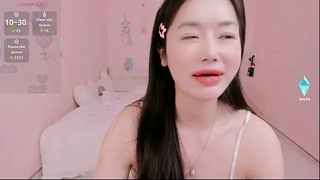 strawberry-ni online show from 09-24-25, 05:00