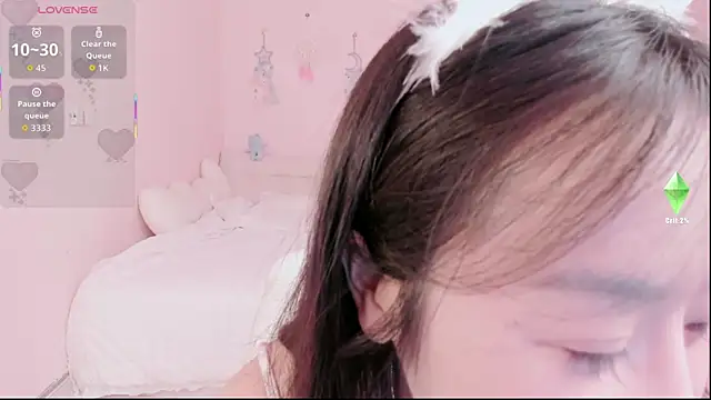 strawberry-ni online show from 09-30-25, 01:49