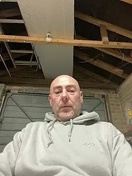 Snapshot of Richmcgee chatting on 03-02-26, 10:38 Richmcgee online show from 03-02-26, 10:38