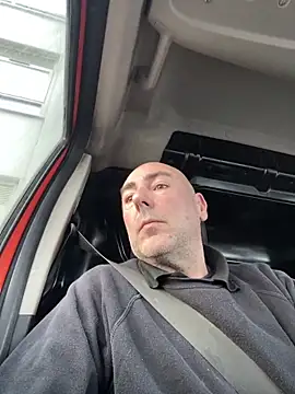 Richmcgee online show from 03-30-26, 06:47