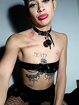 Snapshot of karo_g_xxx chatting on 09-19-25, 03:41 karo g xxx online show from 09-19-25, 03:41