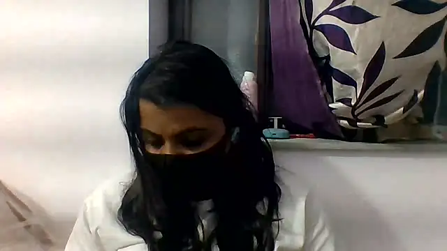 Snapshot of Vaani_Singha chatting on 07-12-26, 02:19 Vaani Singha online show from 07-12-26, 02:19