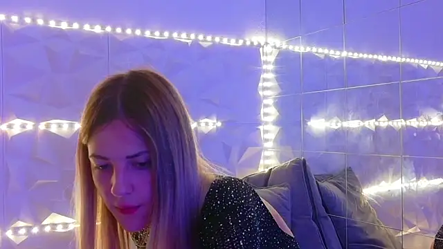 Aishha  online show from 10-03-25, 05:15