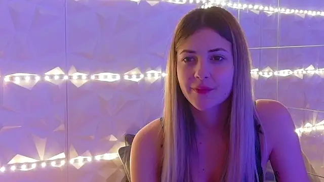 Aishha  online show from 12-01-25, 05:56