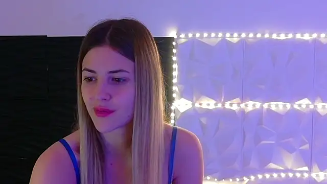 Aishha  online show from 12-19-25, 05:36