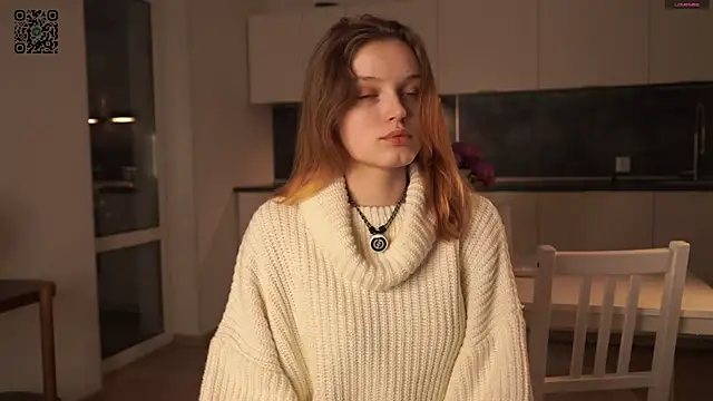 Snapshot of MandaReh chatting on 09-29-25, 04:12 MandaReh online show from 09-29-25, 04:12