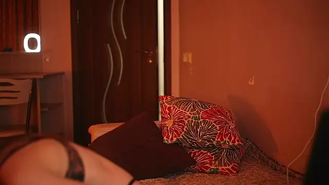 Liltightbabe online show from 04-14-26, 04:35