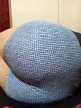 Snapshot of Dirtymorrocainbabe chatting on 11-02-25, 01:35 Dirtymorrocainbabe online show from 11-02-25, 01:35