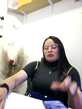 Snapshot of Daliz_Leon chatting on 09-23-25, 10:46 Daliz Leon online show from 09-23-25, 10:46