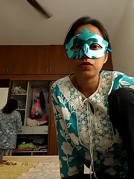 Snapshot of your_chandni04 chatting on 09-22-25, 09:44 your chandni04 online show from 09-22-25, 09:44