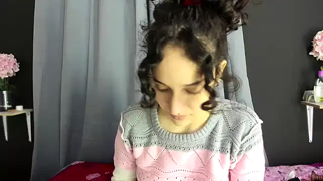 Snapshot of TeensNews18 chatting on 01-15-26, 11:59 TeensNews18 online show from 01-15-26, 11:59