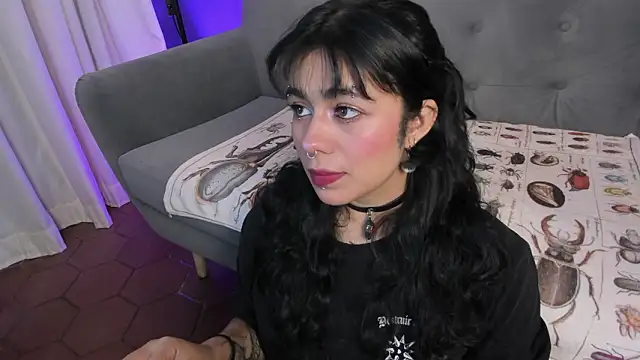 Snapshot of flower_smith_ chatting on 03-04-26, 11:49 flower smith online show from 03-04-26, 11:49