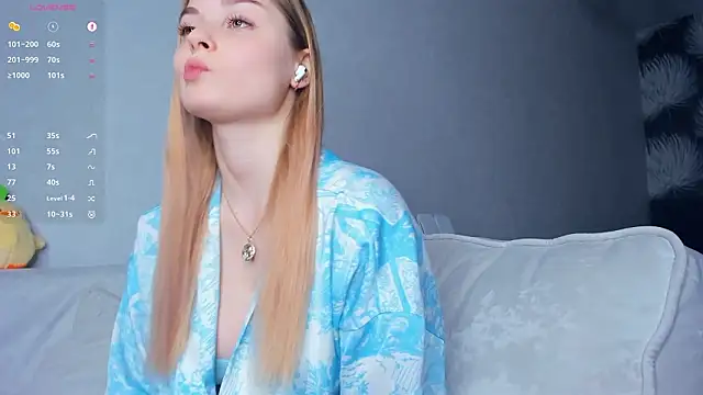 Snapshot of hidden_charm chatting on 02-27-26, 04:07 hidden charm online show from 02-27-26, 04:07