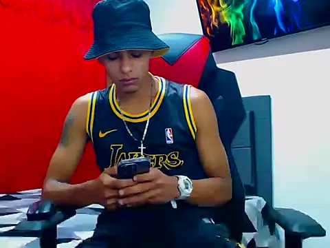 Snapshot of cristian_tayron1 chatting on 07-04-26, 11:11 cristian tayron1 online show from 07-04-26, 11:11