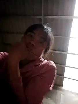 Maymay0033 online show from 05-08-26, 12:05