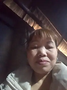  YooY  online show from 12-17-25, 03:01