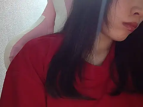 Snapshot of Ly-ny chatting on 04-25-26, 01:41 Ly-ny online show from 04-25-26, 01:41