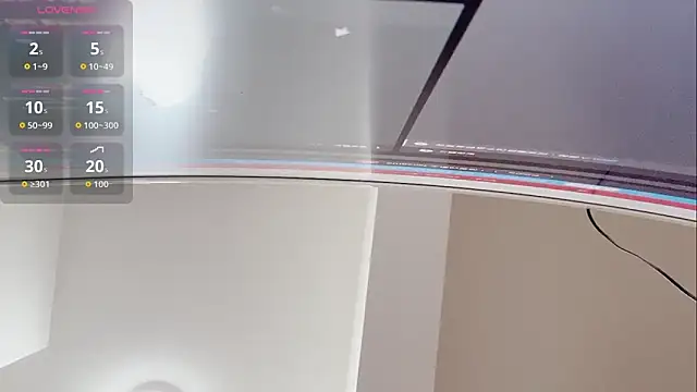 A girla online show from 09-17-25, 03:19